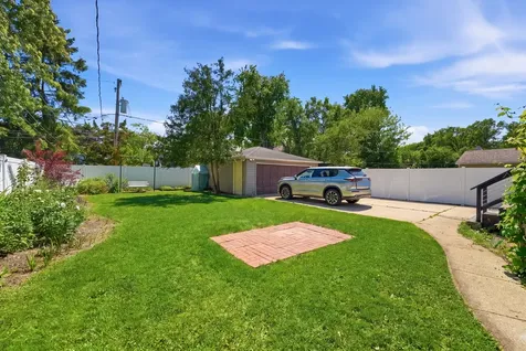 433 Norton Avenue Glendale Heights IL 60139