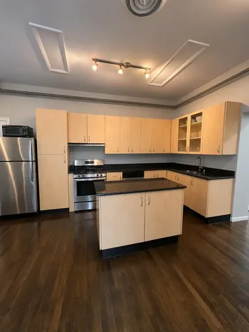 2013 West Division Street Chicago IL 60622