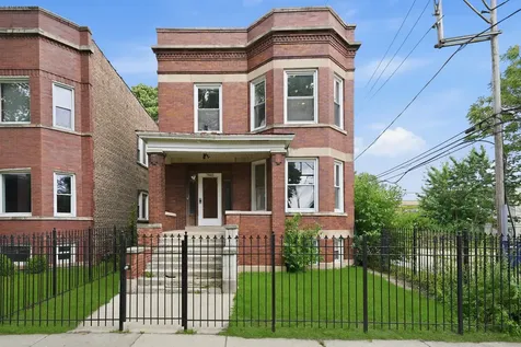 7843 South Burnham Avenue Chicago IL 60649