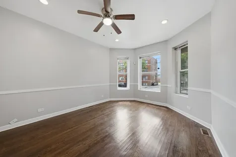 7843 South Burnham Avenue Chicago IL 60649