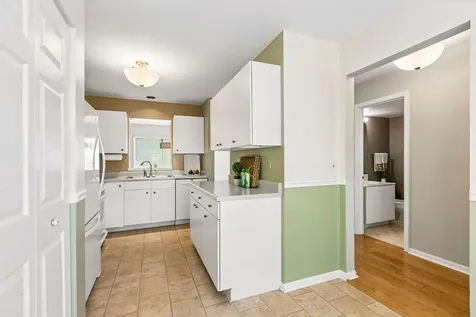 6743 East Wellsley Court Gurnee IL 60031