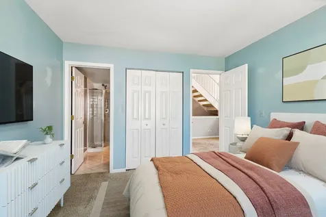 6743 East Wellsley Court Gurnee IL 60031