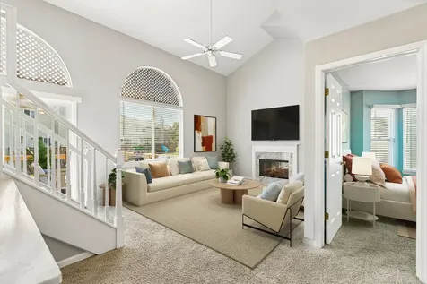 6743 East Wellsley Court Gurnee IL 60031