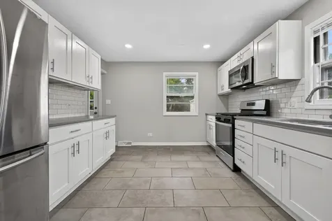 415 Alma Terrace Cary IL 60013
