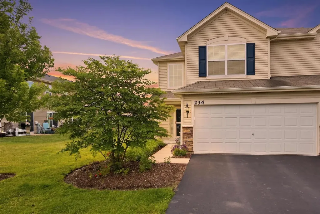 234 Wildmeadow Lane Woodstock IL 60098
