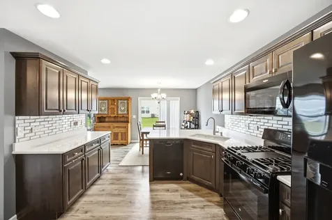 234 Wildmeadow Lane Woodstock IL 60098