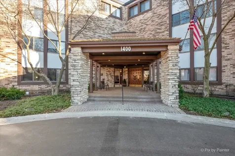 1400 North Yarmouth Place Mount Prospect IL 60056