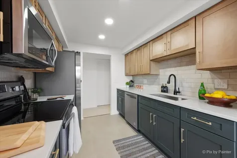 1400 North Yarmouth Place Mount Prospect IL 60056