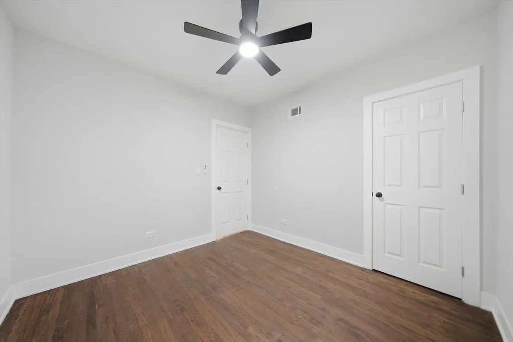 8049 South Kimbark Avenue Chicago IL 60619