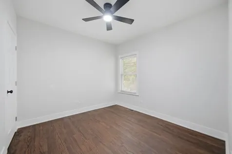 8049 South Kimbark Avenue Chicago IL 60619