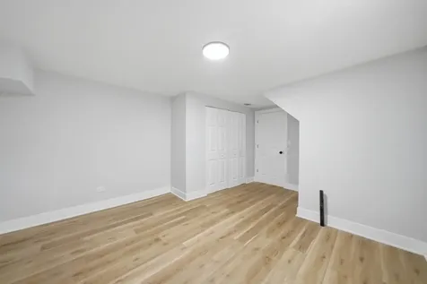 8049 South Kimbark Avenue Chicago IL 60619