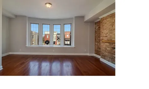 3143 West Warren Boulevard Chicago IL 60612