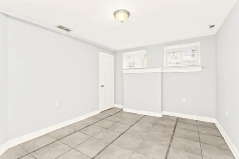 3143 West Warren Boulevard Chicago IL 60612