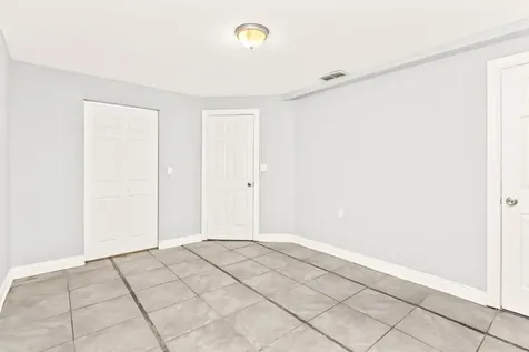 3143 West Warren Boulevard Chicago IL 60612