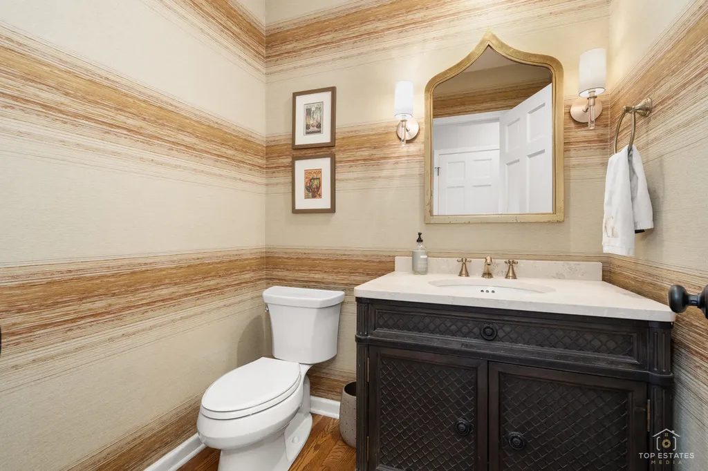158 Derby Glen Drive Glen Ellyn IL 60137