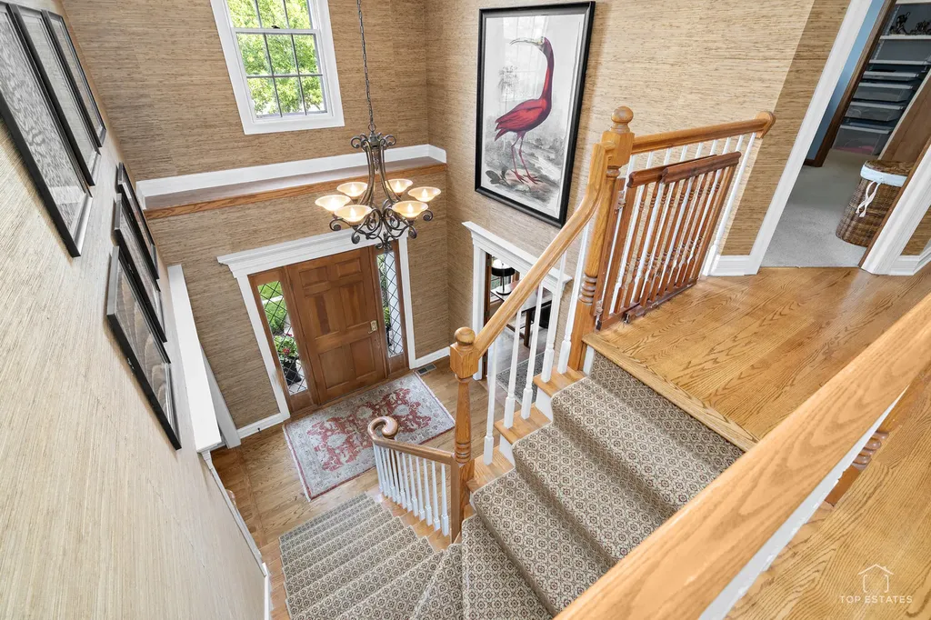 158 Derby Glen Drive Glen Ellyn IL 60137