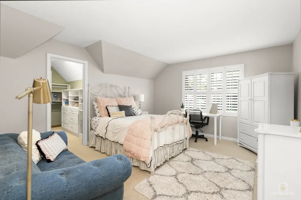 158 Derby Glen Drive Glen Ellyn IL 60137