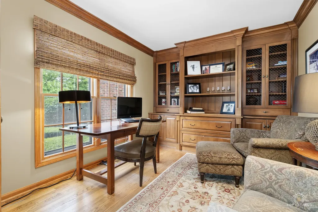 158 Derby Glen Drive Glen Ellyn IL 60137