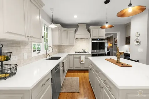 158 Derby Glen Drive Glen Ellyn IL 60137