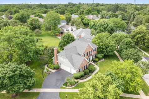 158 Derby Glen Drive Glen Ellyn IL 60137