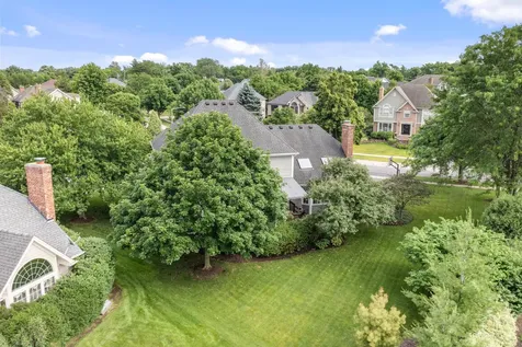 158 Derby Glen Drive Glen Ellyn IL 60137