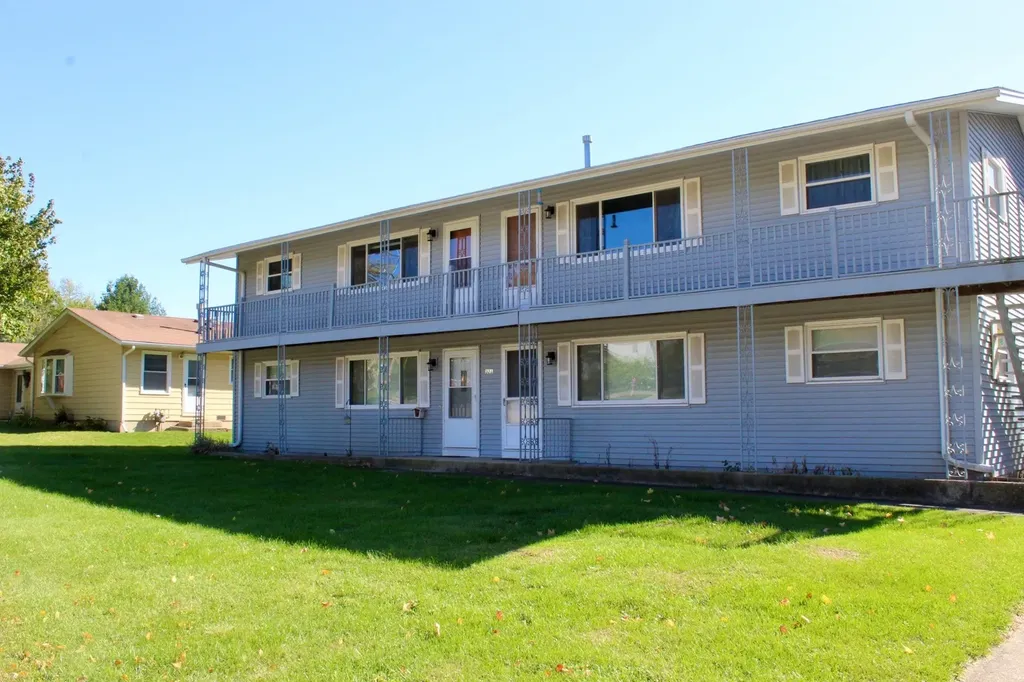 321 South Avenue Hampshire IL 60140