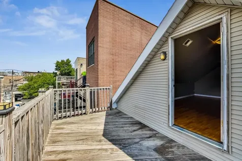 2330 North Greenview Avenue Chicago IL 60614