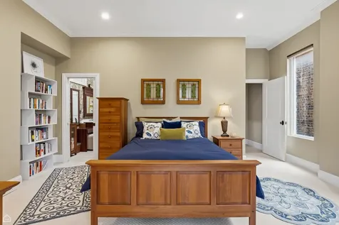 1933 West Potomac Avenue Chicago IL 60622