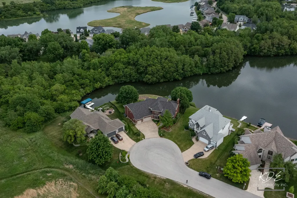 22625 Marina Drive Plainfield IL 60585
