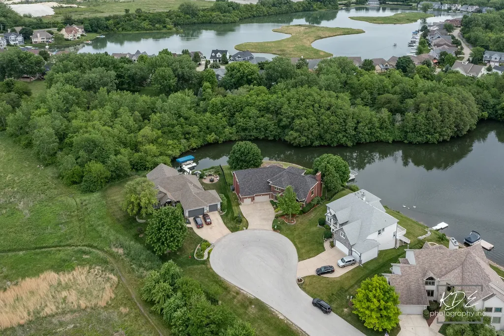 22625 Marina Drive Plainfield IL 60585