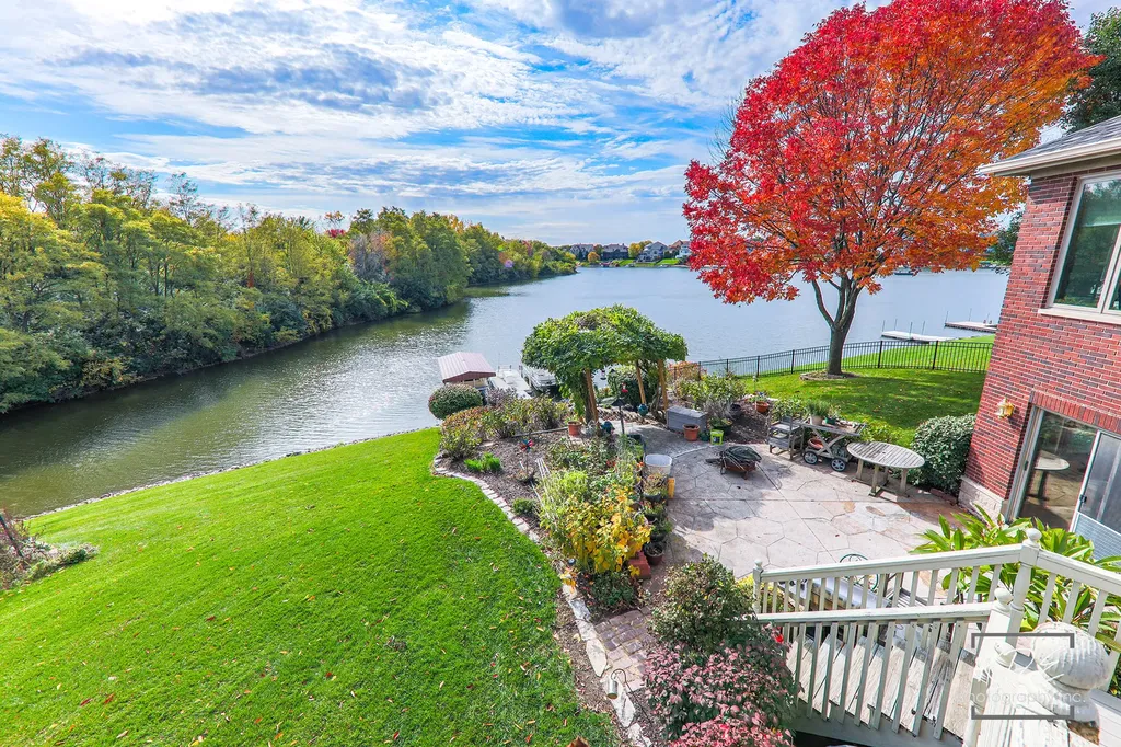 22625 Marina Drive Plainfield IL 60585