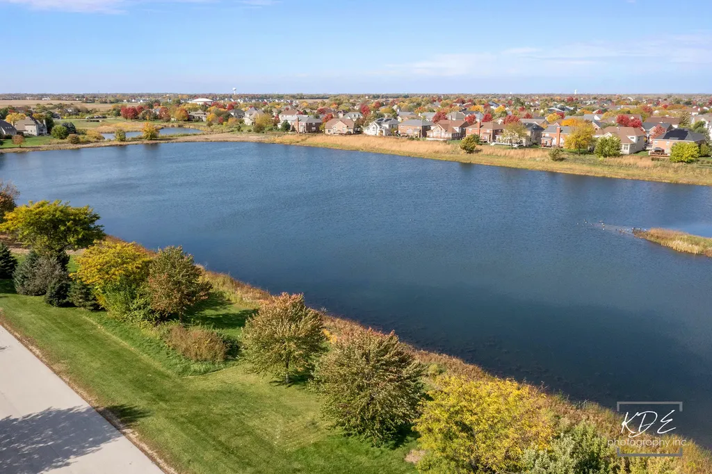 22625 Marina Drive Plainfield IL 60585
