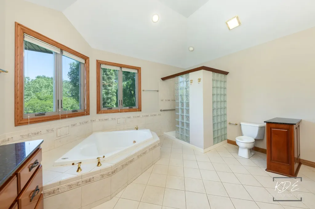 22625 Marina Drive Plainfield IL 60585