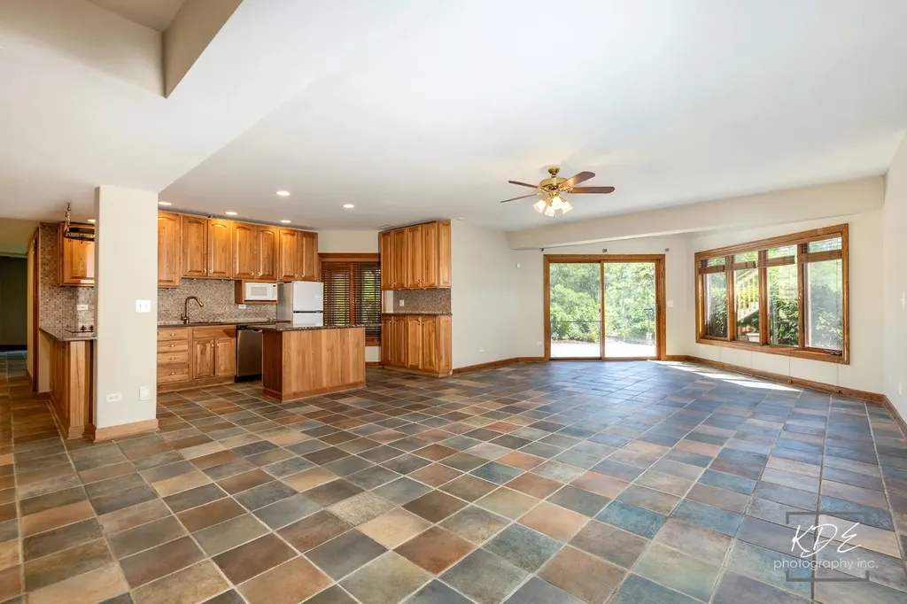 22625 Marina Drive Plainfield IL 60585