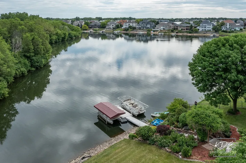 22625 Marina Drive Plainfield IL 60585