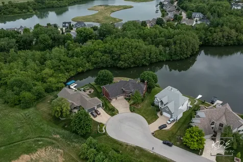 22625 Marina Drive Plainfield IL 60585