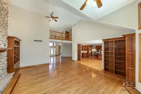 22625 Marina Drive Plainfield IL 60585