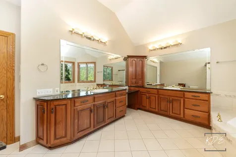 22625 Marina Drive Plainfield IL 60585