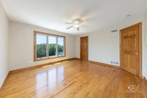 22625 Marina Drive Plainfield IL 60585