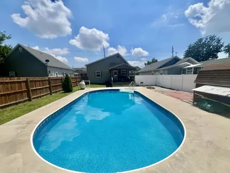 511 East Herrin Street Herrin IL 62948