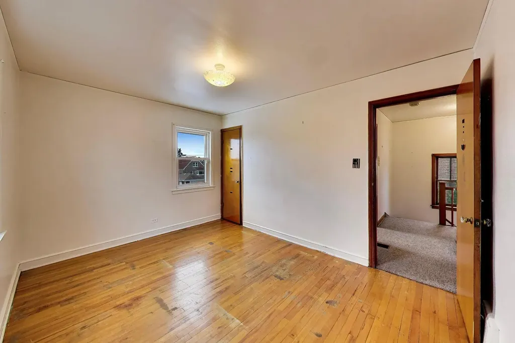 4051 West 56th Place Chicago IL 60629