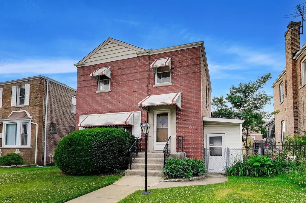 4051 West 56th Place Chicago IL 60629