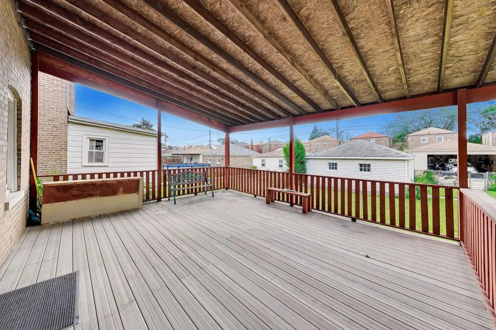 4051 West 56th Place Chicago IL 60629