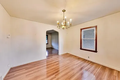 4051 West 56th Place Chicago IL 60629