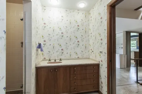 445 Chapel Hill Lane Northfield IL 60093