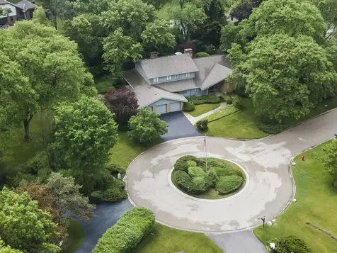 445 Chapel Hill Lane Northfield IL 60093