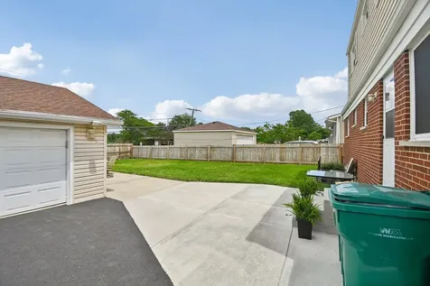 674 Saint Marys Parkway Buffalo Grove IL 60089