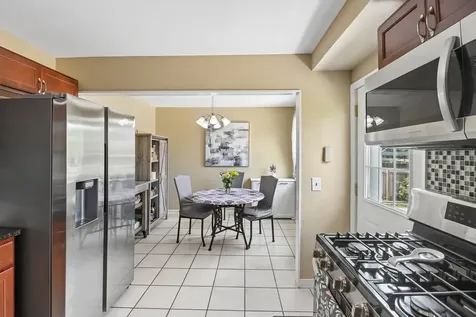 674 Saint Marys Parkway Buffalo Grove IL 60089