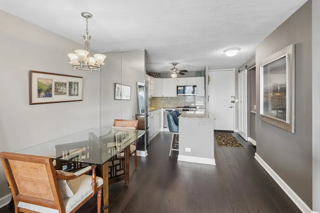 1960 North Lincoln Park West Avenue Chicago IL 60614