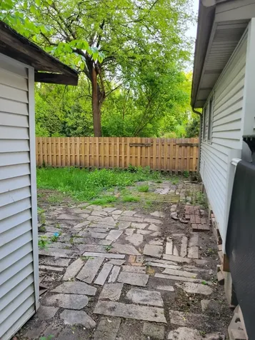 465 Bellaire Avenue Des Plaines IL 60016